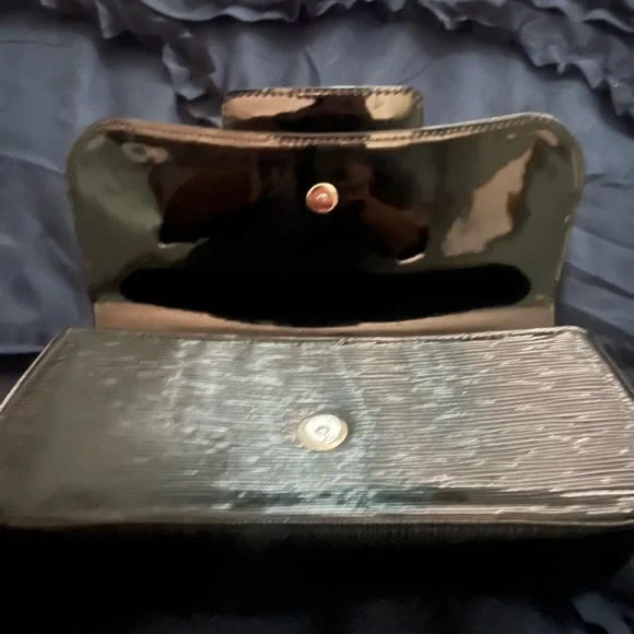 Louis Vuitton Black Clutch Bag - Picture 3 of 7